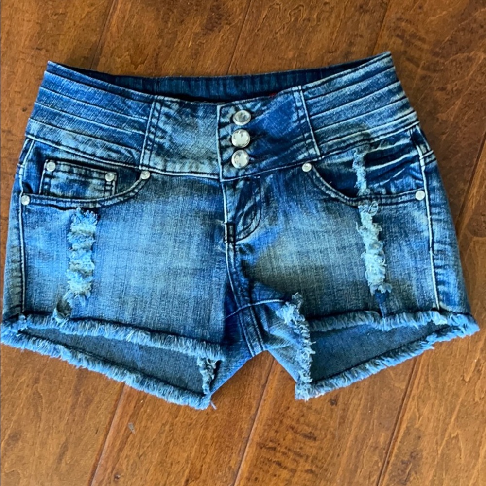Ladies shorts